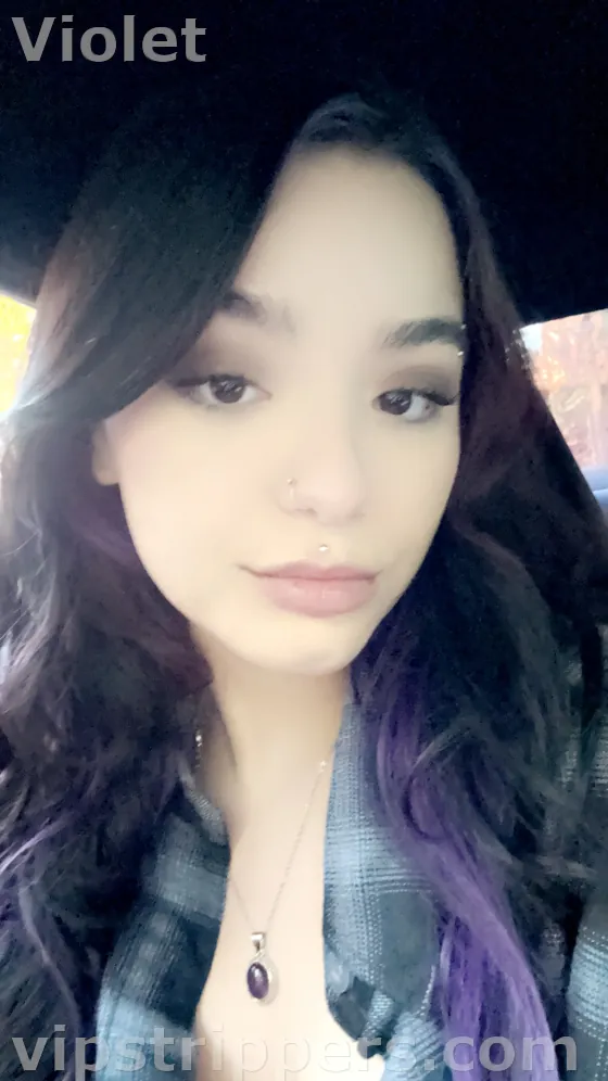Violet, Vermont stripper